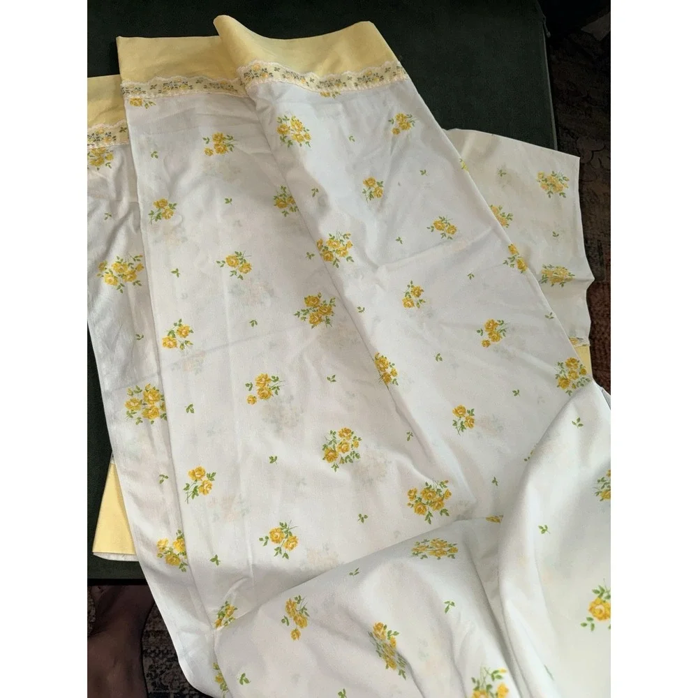 Vtg 70s Lady Pepperell Full Flat Sheet  Pillowcases Yellow Rose Lace Trim Fabric